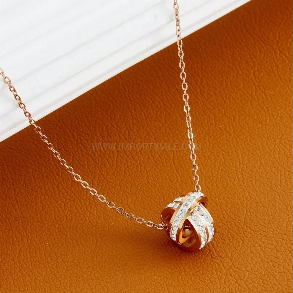 Fashion Pave Interlocking Double Ring Titanium Steel Pendant Necklace