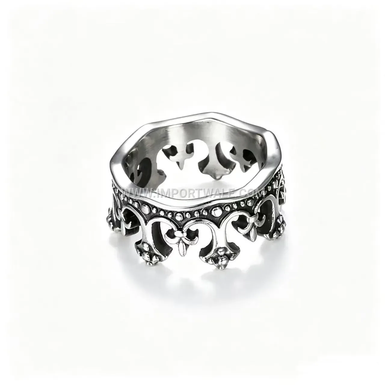 Men Vintage Crown Pattern Oxidized Stainless Steel Band Ring