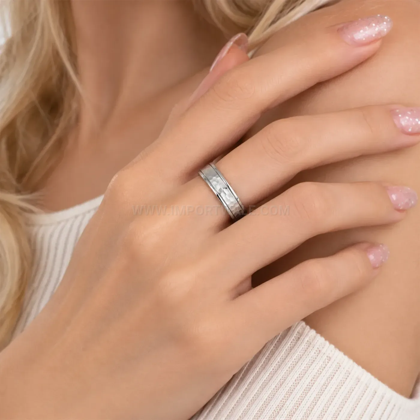 Hammered Stainless Steel Spinning Spinner Band Ring