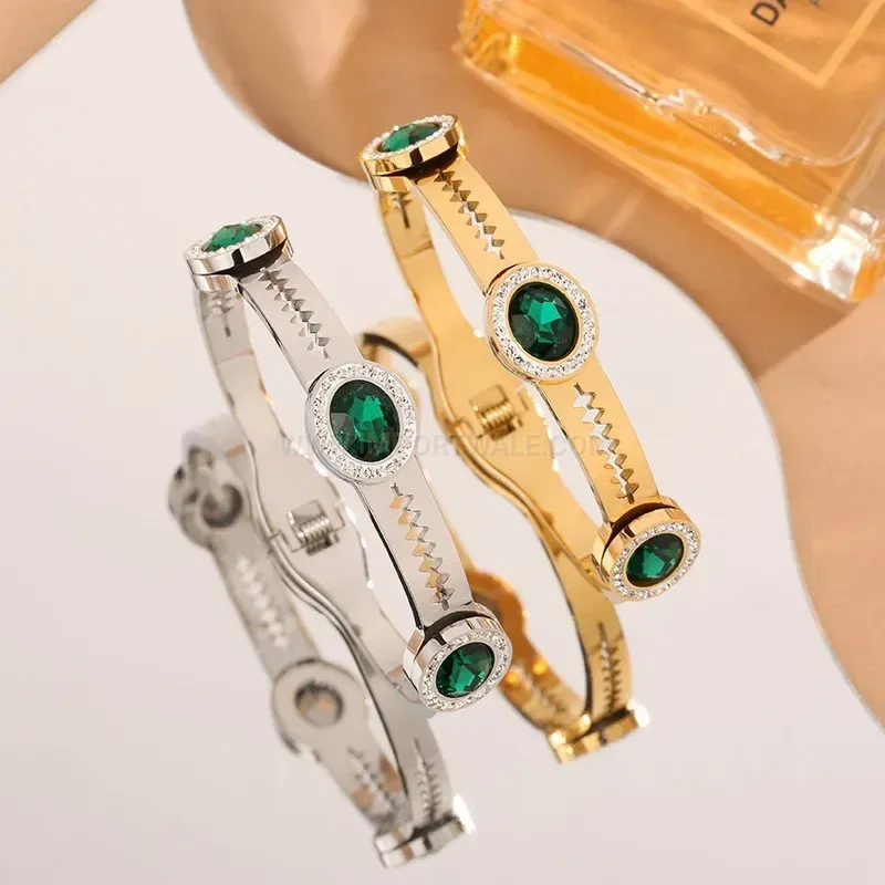Trendy Green Zircon Cutout Titanium Steel Oval Bangle