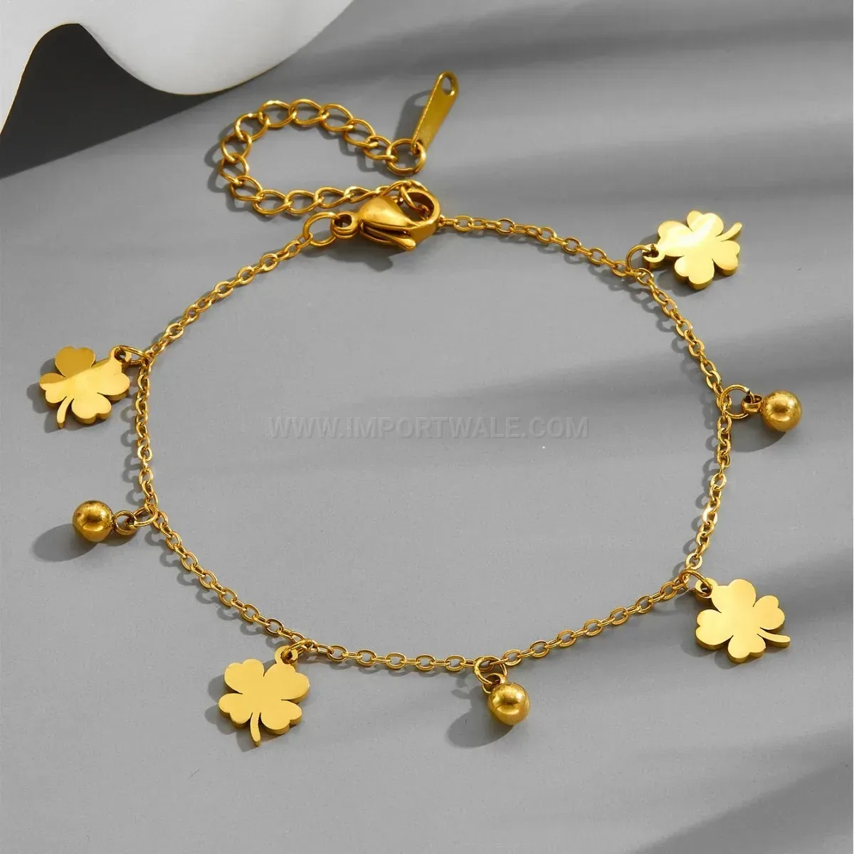 Gold Plated Titanium Steel Four Leaf Clover Charm Bracelet