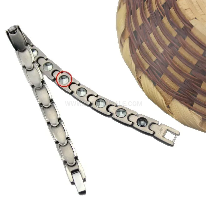 Classic Sleek Geometric Pure Titanium Bio Magnetic Link Bracelet