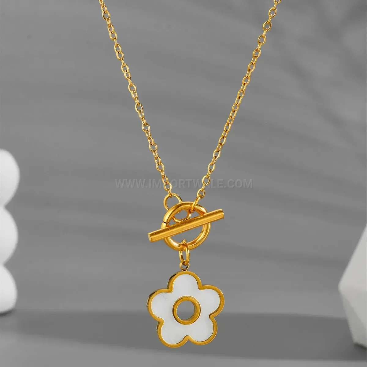 Classic Floral Shell Inlay Stainless Steel OT Clasp Pendant Necklace