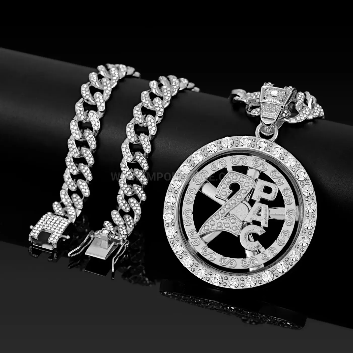 Fashion Spinning Letter Pendant Zinc Alloy Cuban Chain Necklace