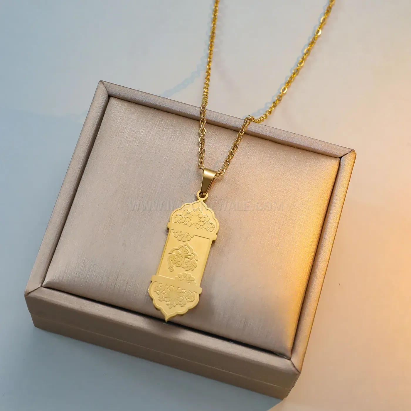 Elegant Gold Plated Stainless Steel Allah Calligraphy Box Chain Pendant Necklace