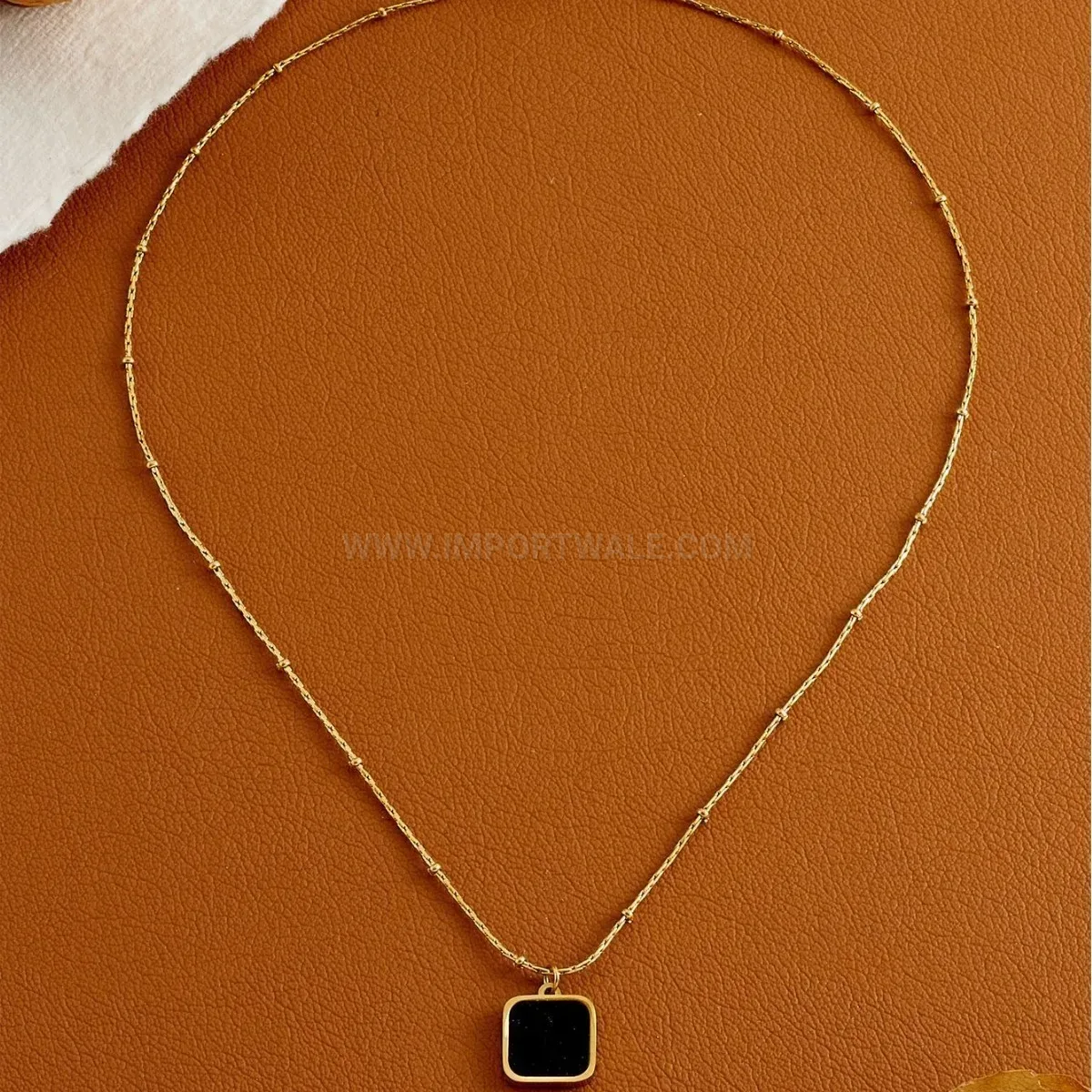 Designer Black Shell Square Pendant Titanium Steel Collar Necklace