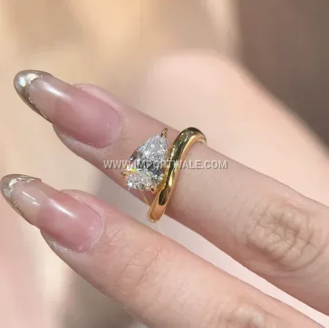 Teardrop Zircon Inlaid 316L Stainless Steel Ring