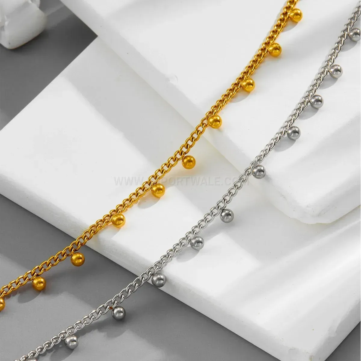 Trendy Electroplated 18K Gold Plated Bead Detail Titanium Steel Chain