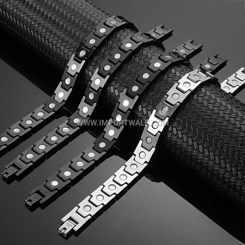Men's Wave Pattern Magnetic Titanium Steel Link Bracelet