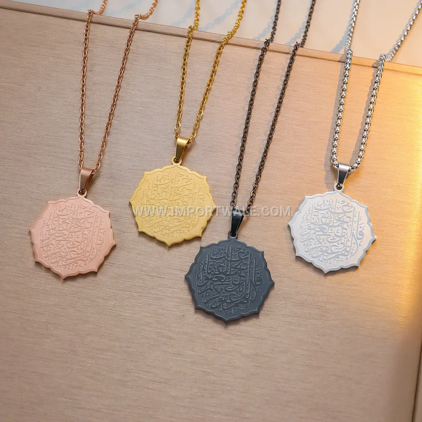 Stainless Steel Floral Ayatul Kursi Calligraphy Pendant Box Chain Necklace