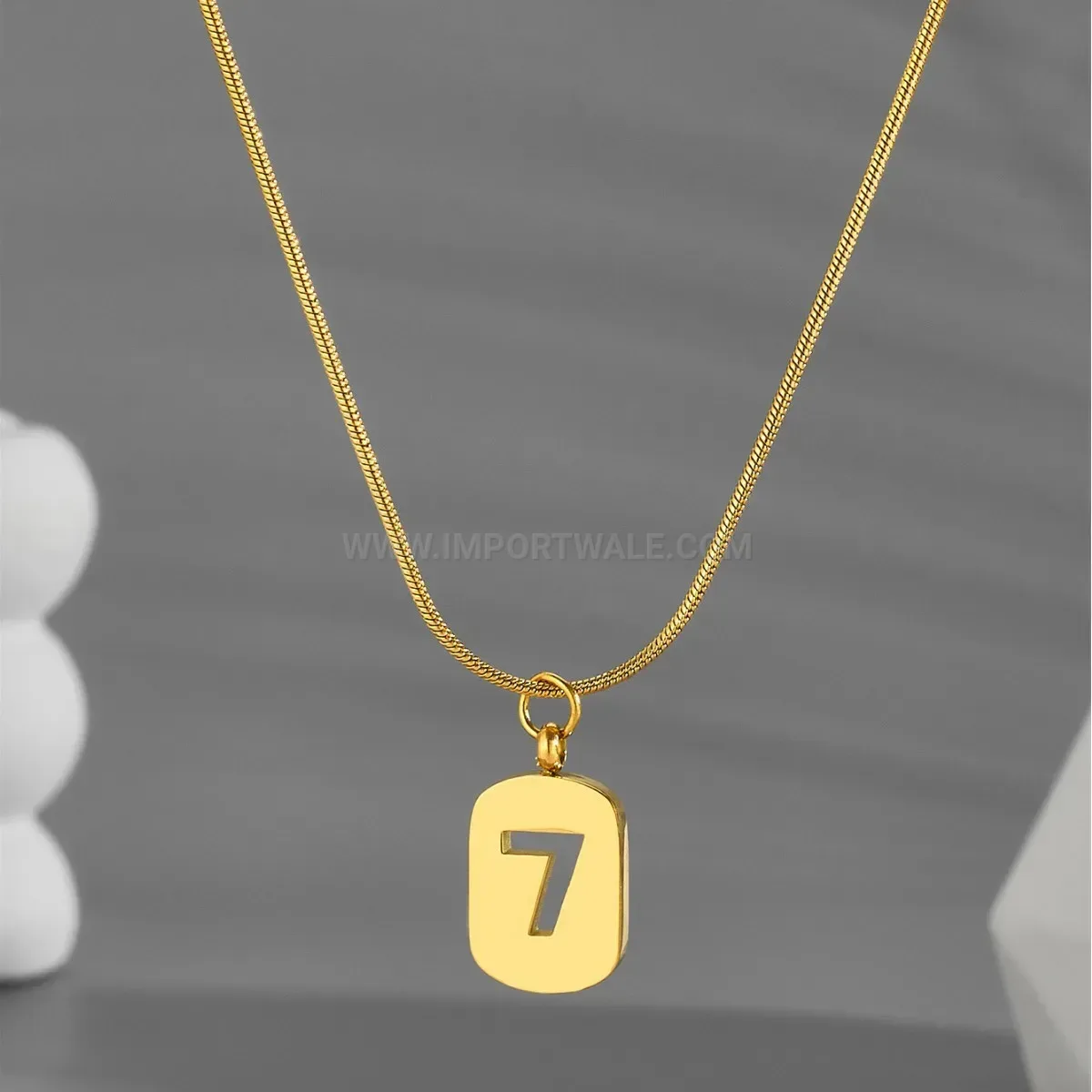 Elegant Gold Titanium Steel Snake Chain Lucky Seven Pendant Necklace