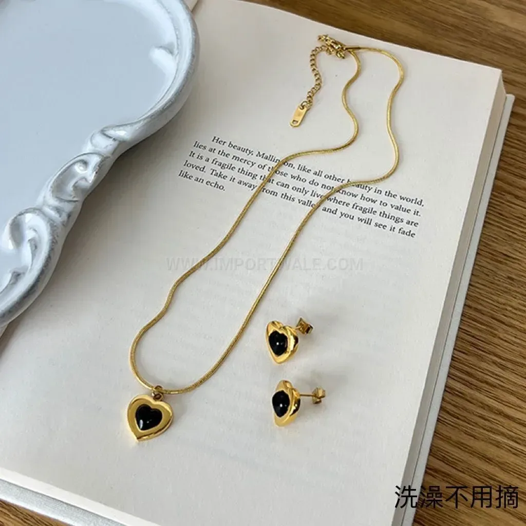 Bold Gold Plated Heart Pendant Snake Chain Necklace and Studs Set