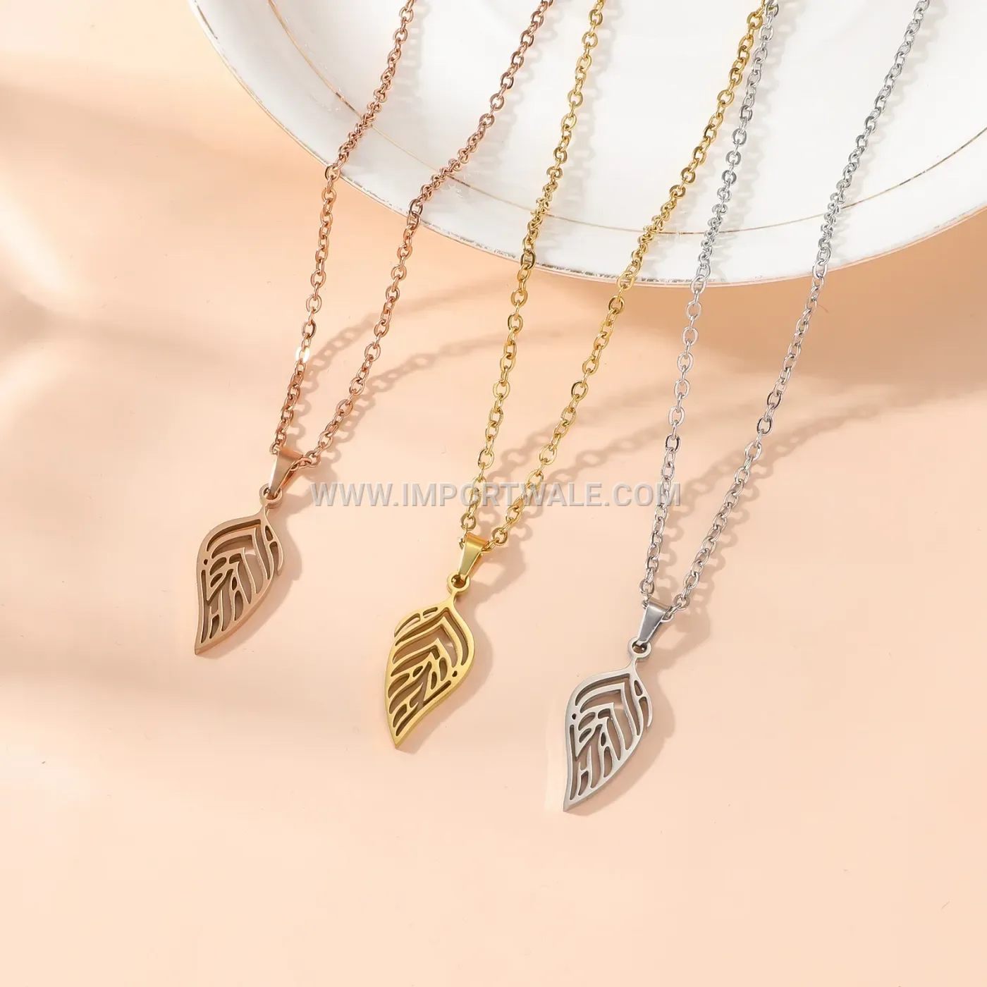 Dainty Leaf Carved Stainless Steel Clavicle Pendant Necklace