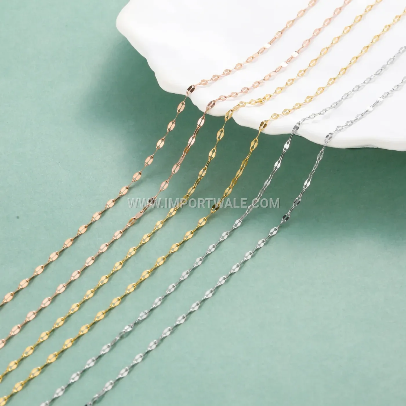 18K Gold Plated Stainless Steel Minimalist Lip Chain Necklace