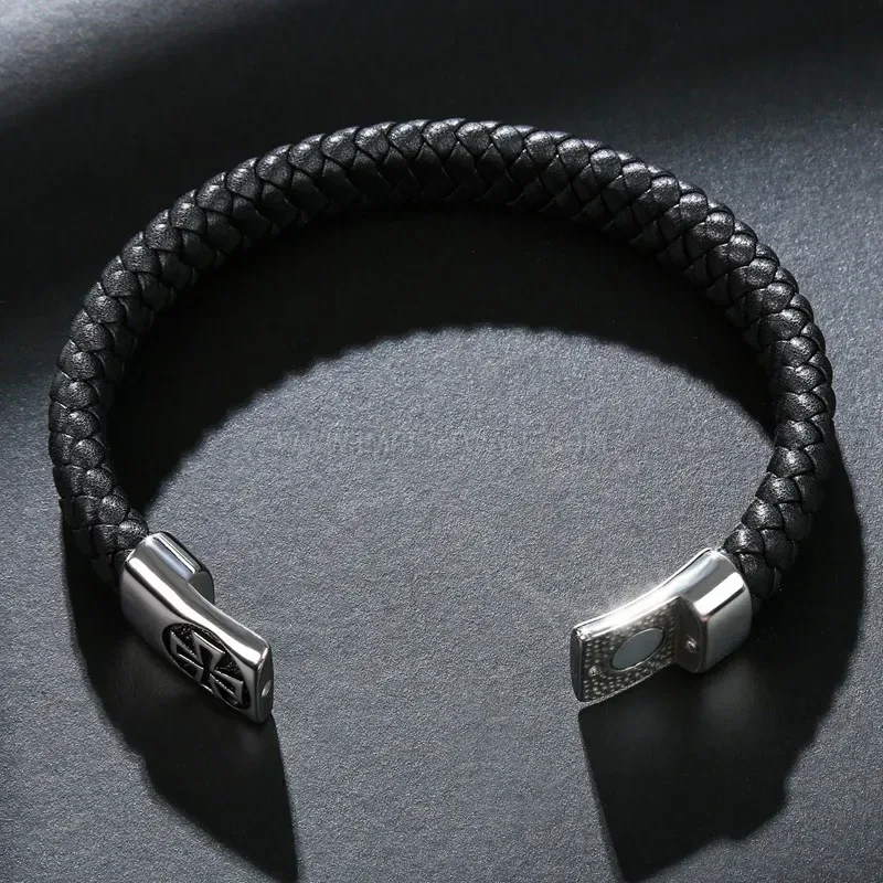Fashion Stitching Leather Cross Emblem Stainless Steel Men's Bracelet