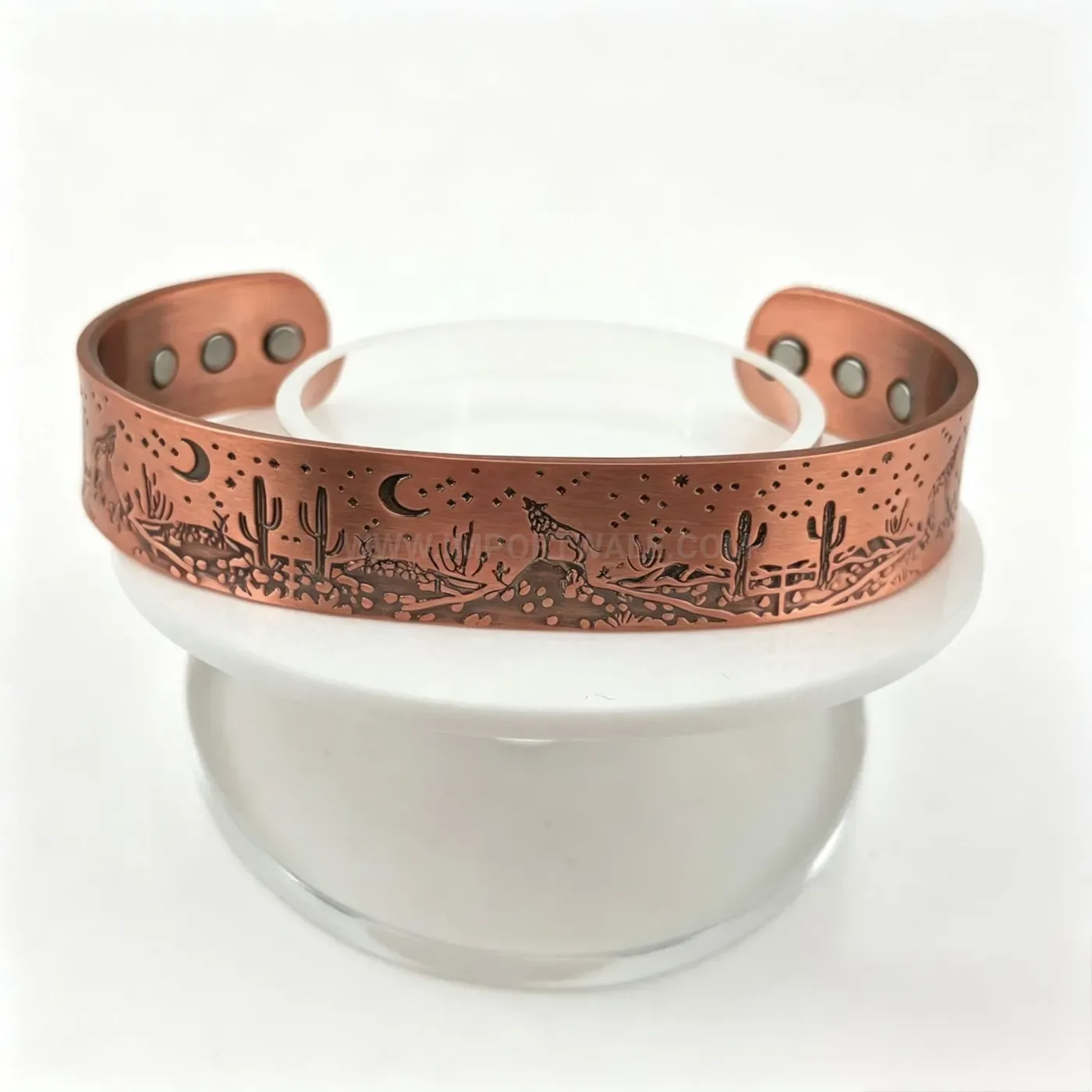 Engraved Desert Wolf Night Scene Copper Magnetic Cuff