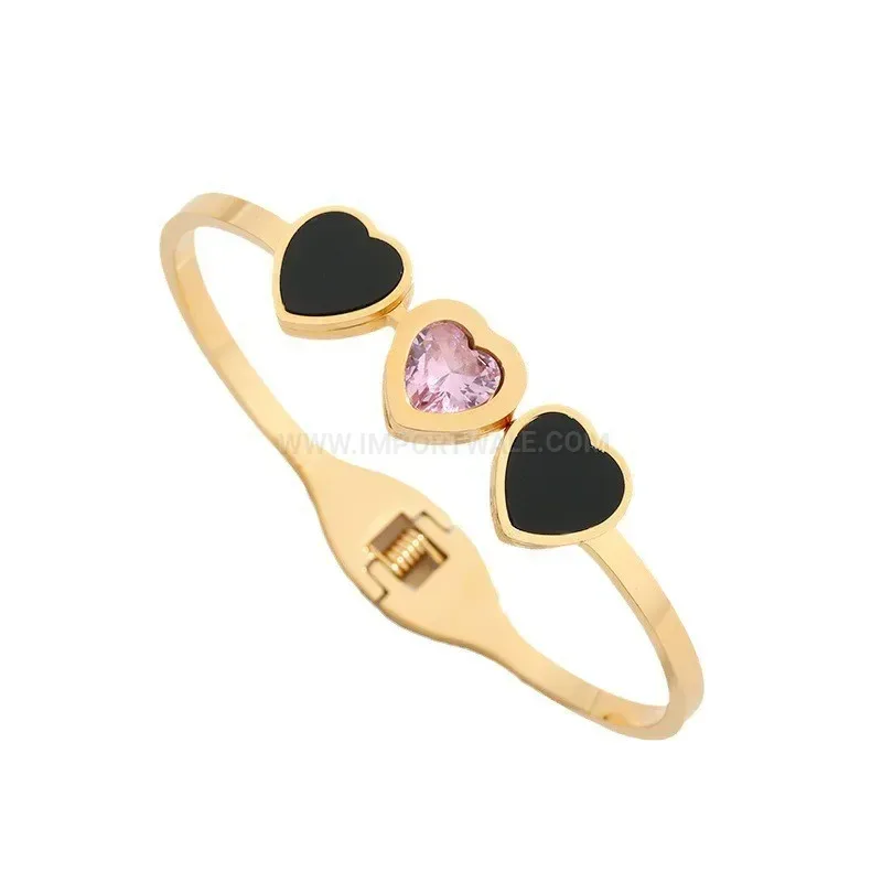 Modern Heart Shell and Crystal Titanium Steel Open Cuff