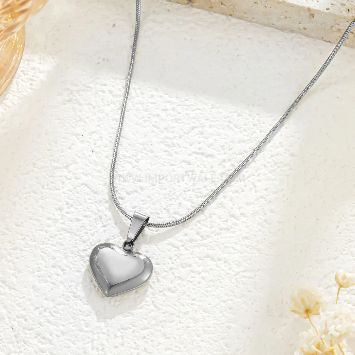 Trendy Chic Stainless Steel Mini Heart Pendant Choker Necklace