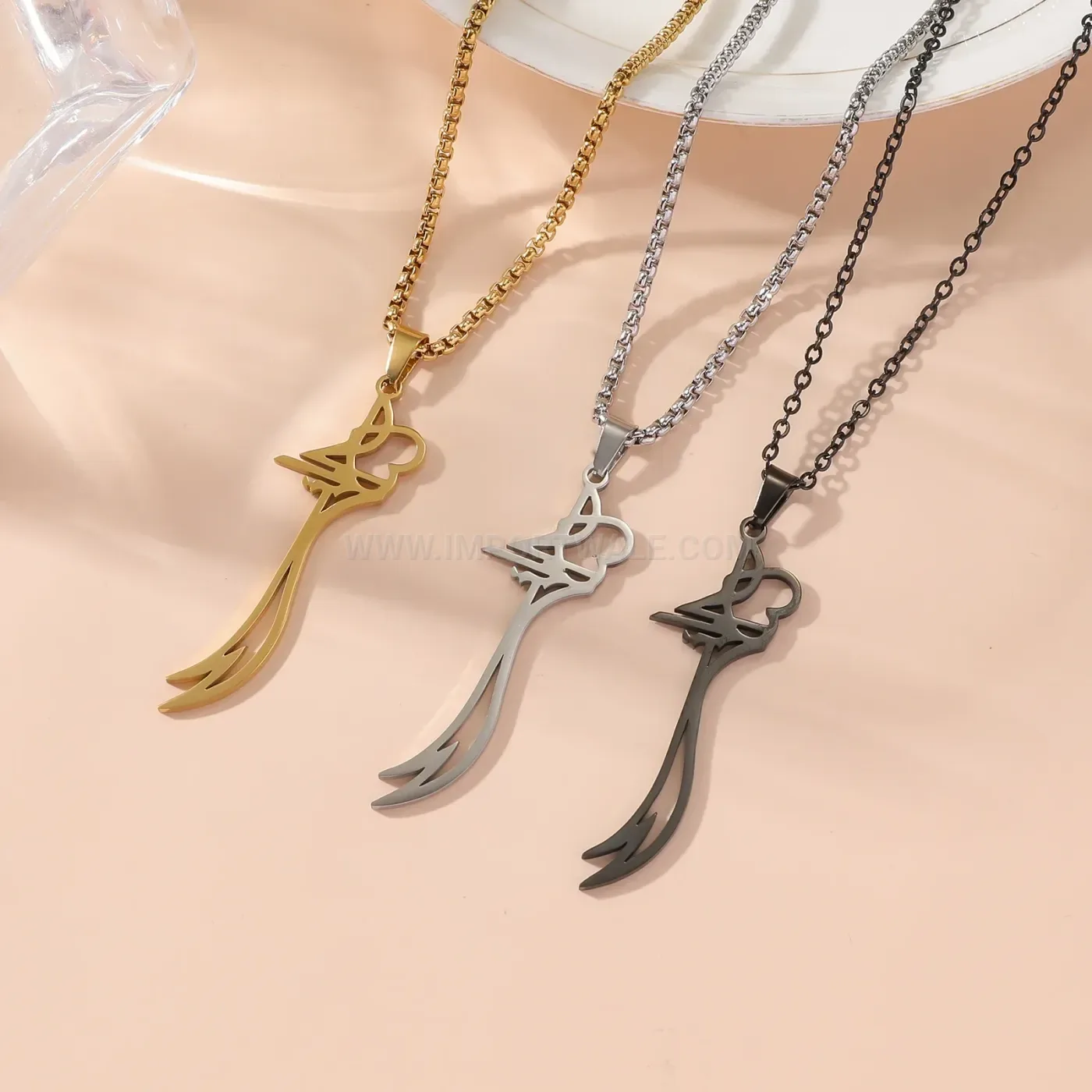 Elegant Minimalist Stainless Steel Scimitar Sword Pendant Necklace