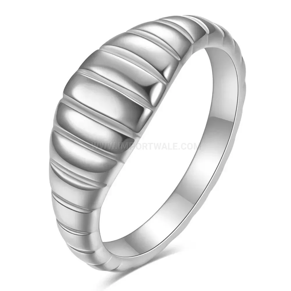 Bold Ribbed 18K Gold Plated Stainless Steel Ring