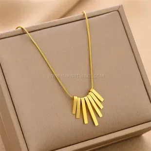 Elegant Gold Plated Titanium Steel Geometric Pendant Chain Necklace