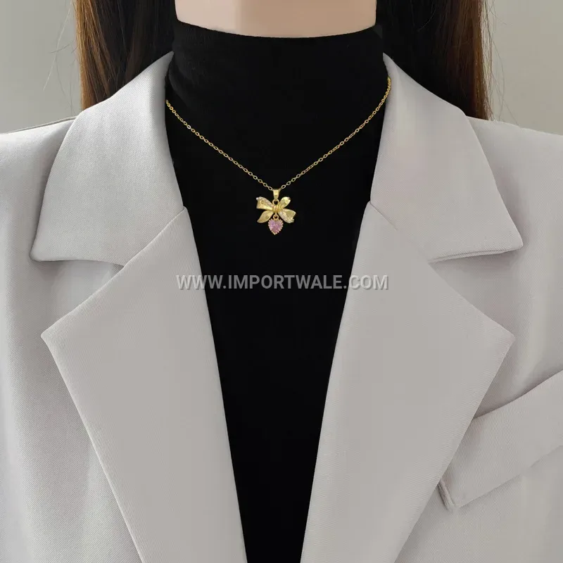 18K Gold Plated Stainless Steel Zircon Pearl Pendant Necklace