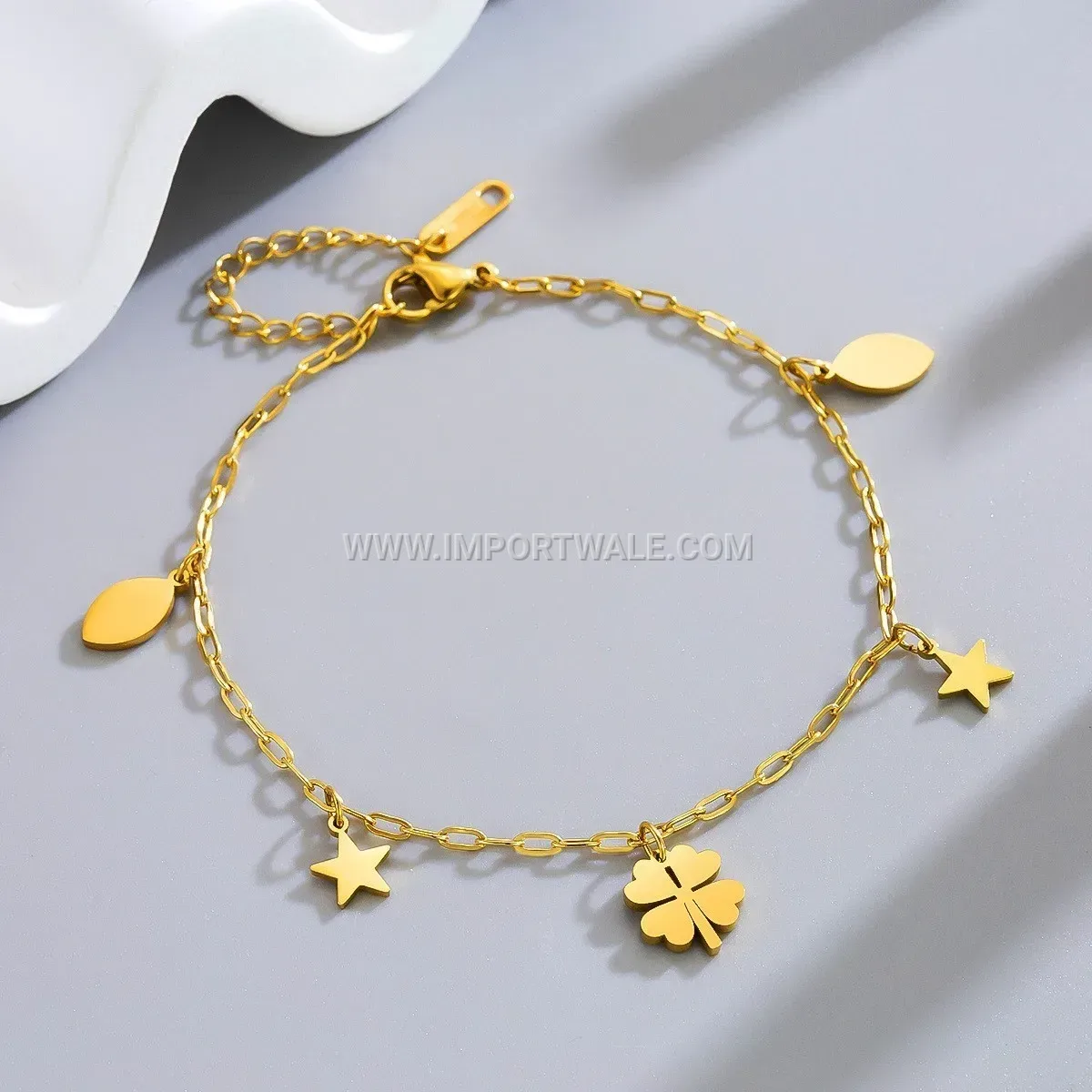 Minimalist Gold Plated Stainless Steel Clover Charm Anklet
