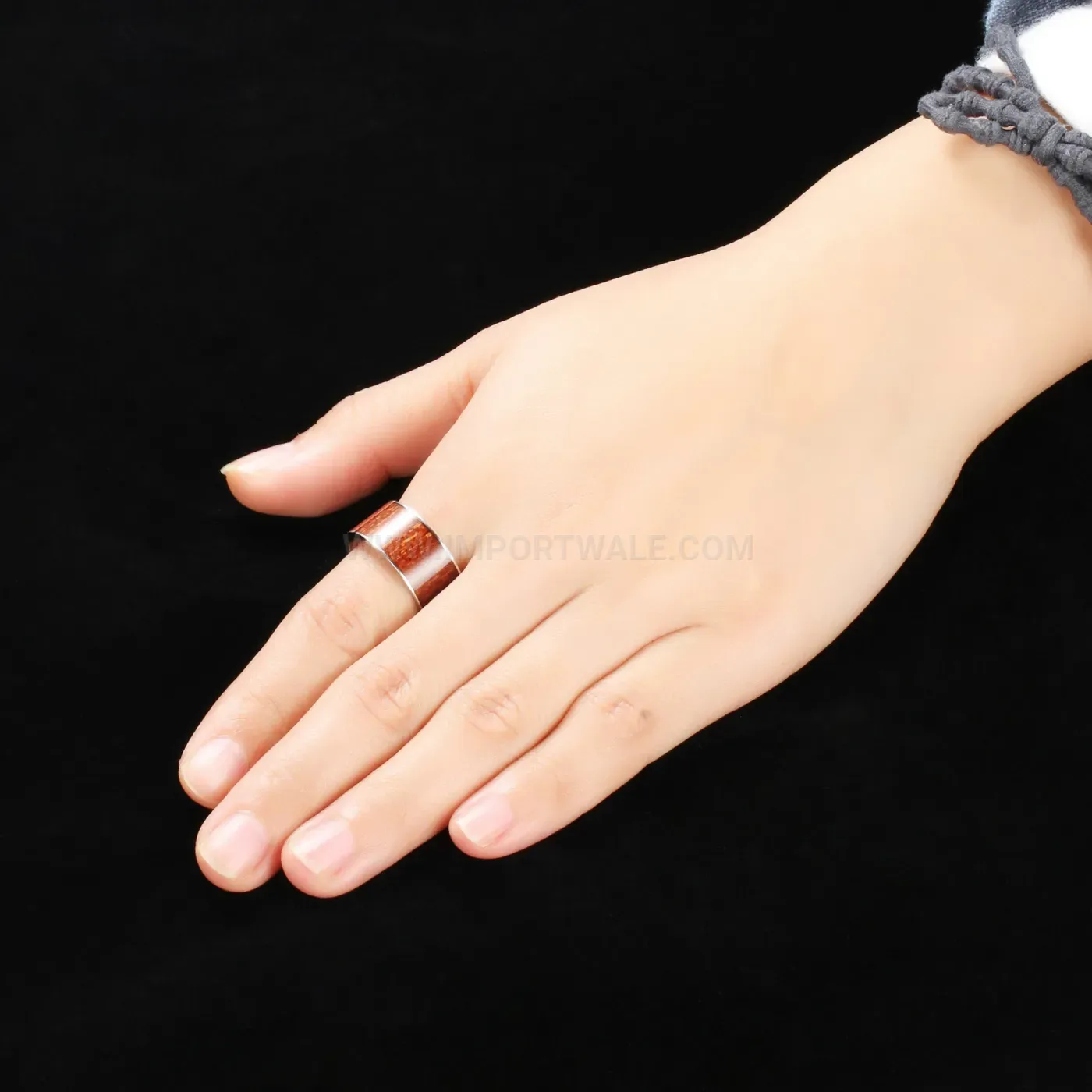 Classic Wood Grain Texture 8mm Stainless Steel Band Ring