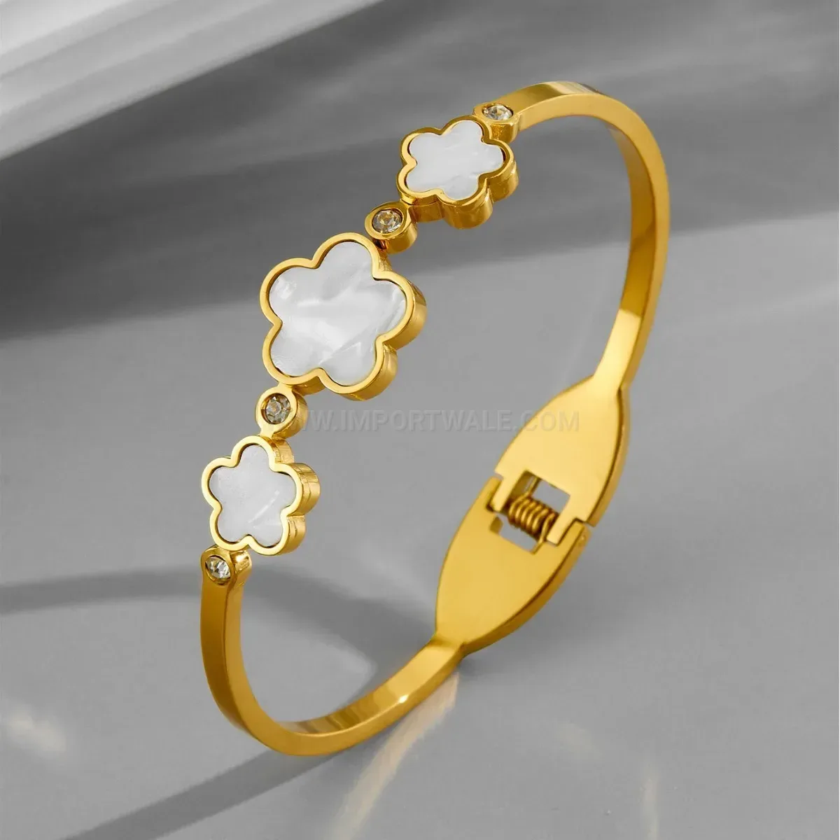 Titanium Steel Five-Leaf Floral Bangle