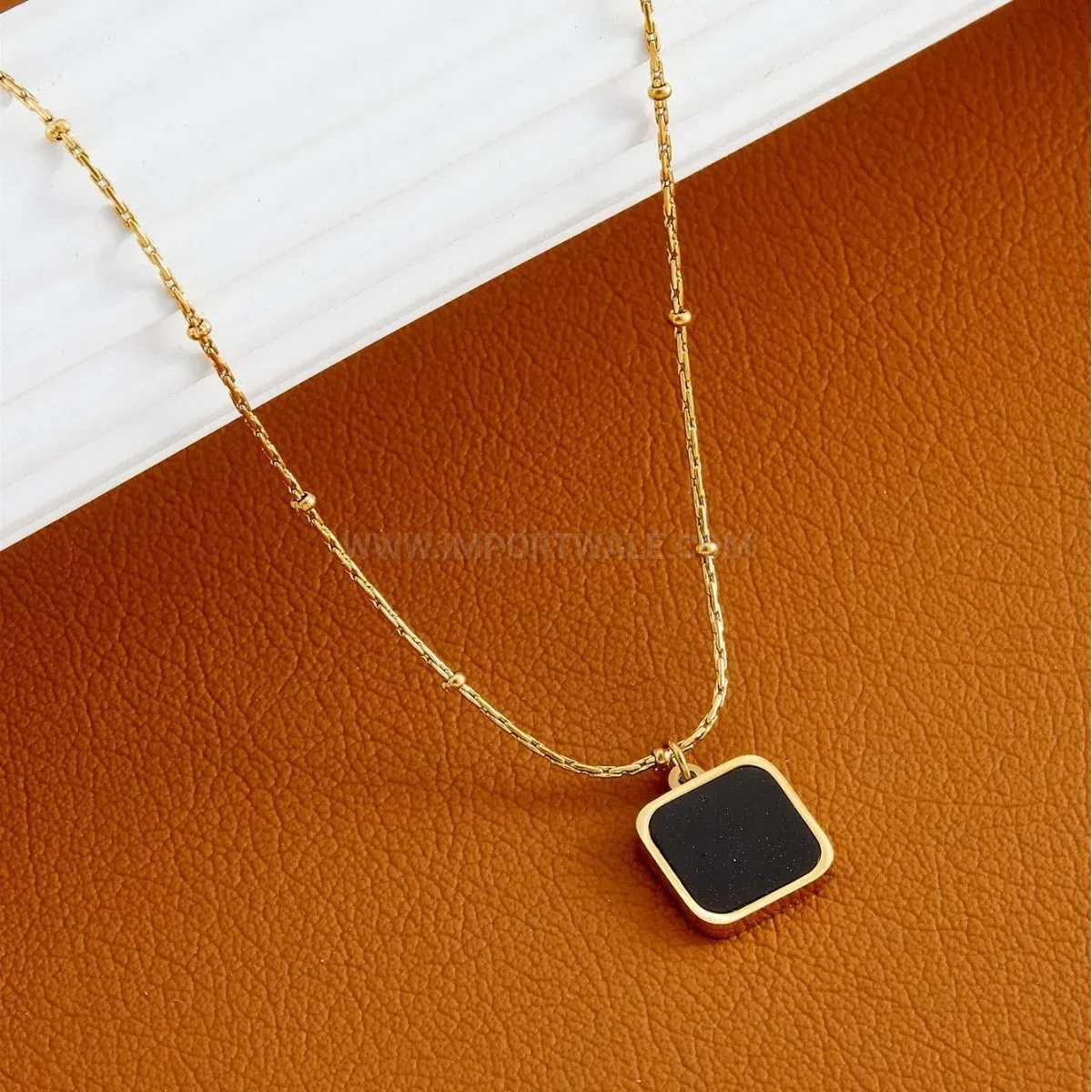 Designer Black Shell Square Pendant Titanium Steel Collar Necklace