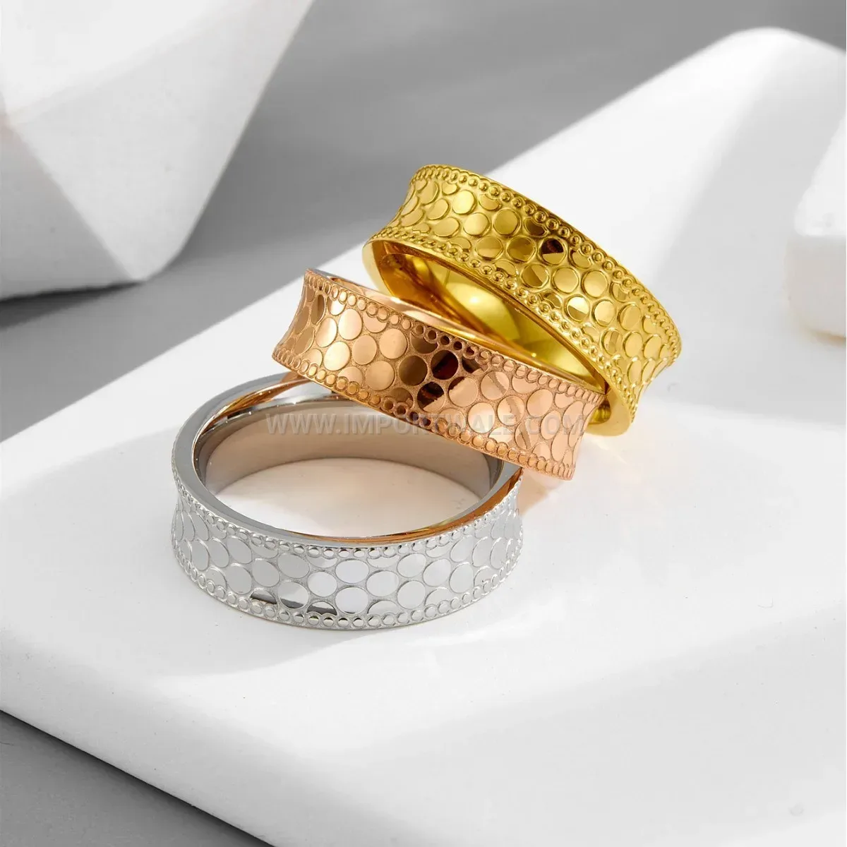 Textured Scale Pattern 18K Gold Plated Titanium Band