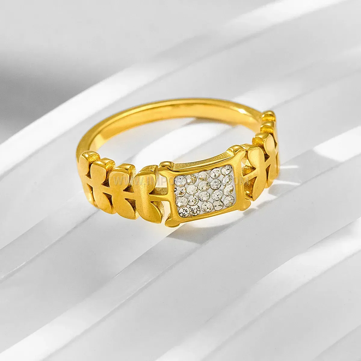 18K Gold Plated Stainless Steel Wheat Spike Zircon Ring