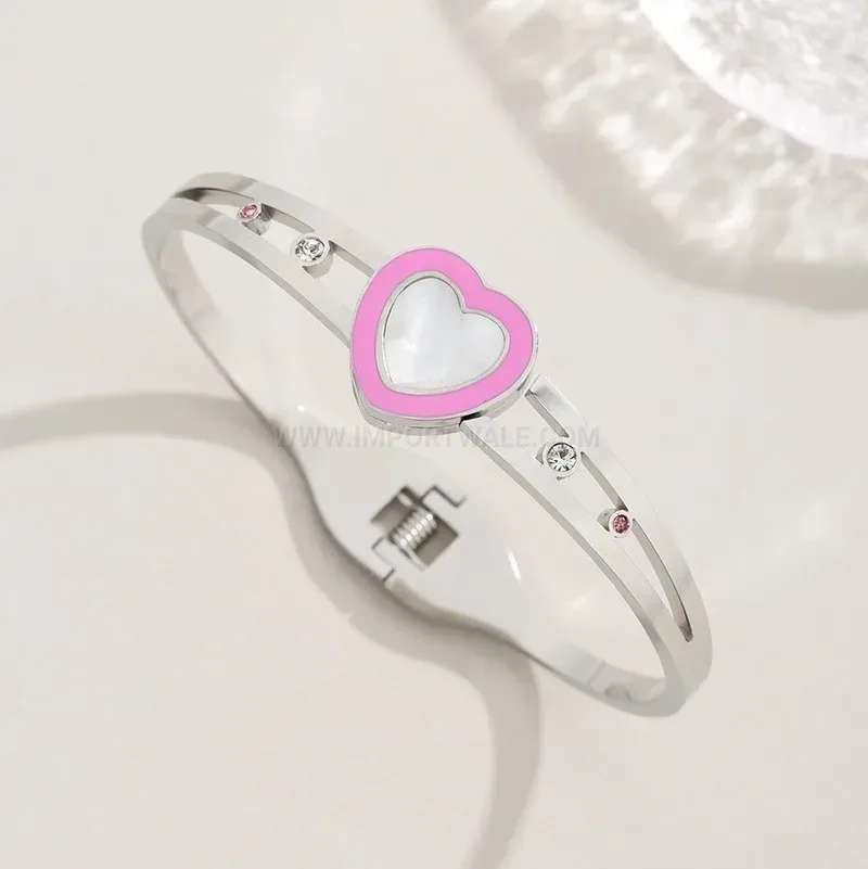 Elegant Mother of Pearl Heart Zircon Titanium Steel Bangle