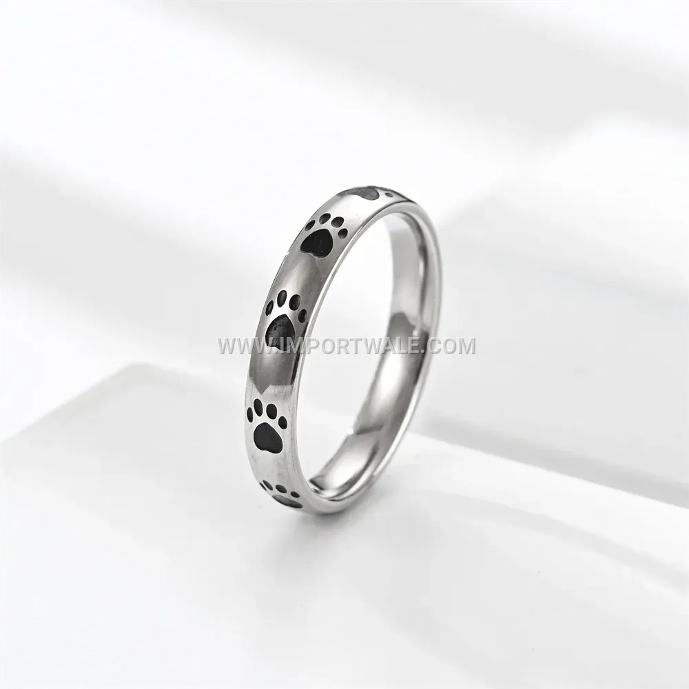 Stainless Steel Etched Cat Paw Print Band Ring