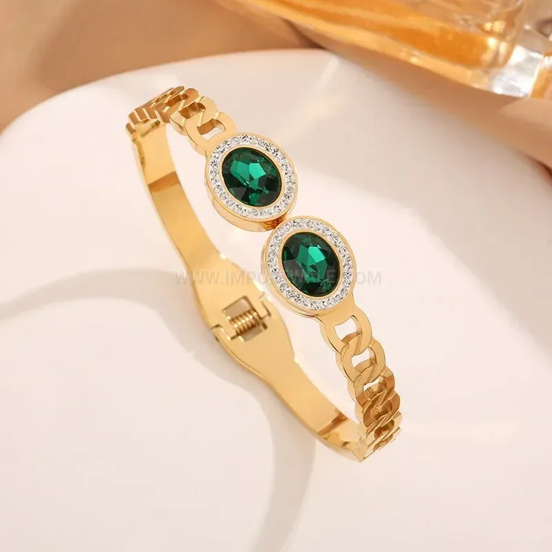 Trendy Oval Green Gemstone Gold-Plated Titanium Steel Bangle