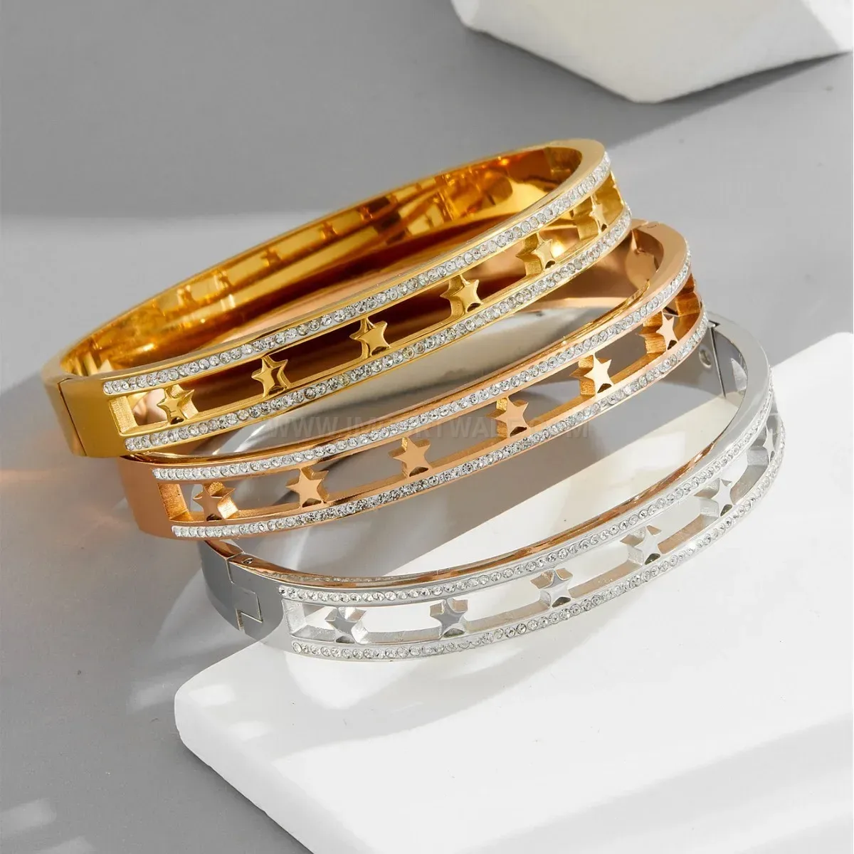 Hollow Star Titanium Steel Bangle with Rhinestones