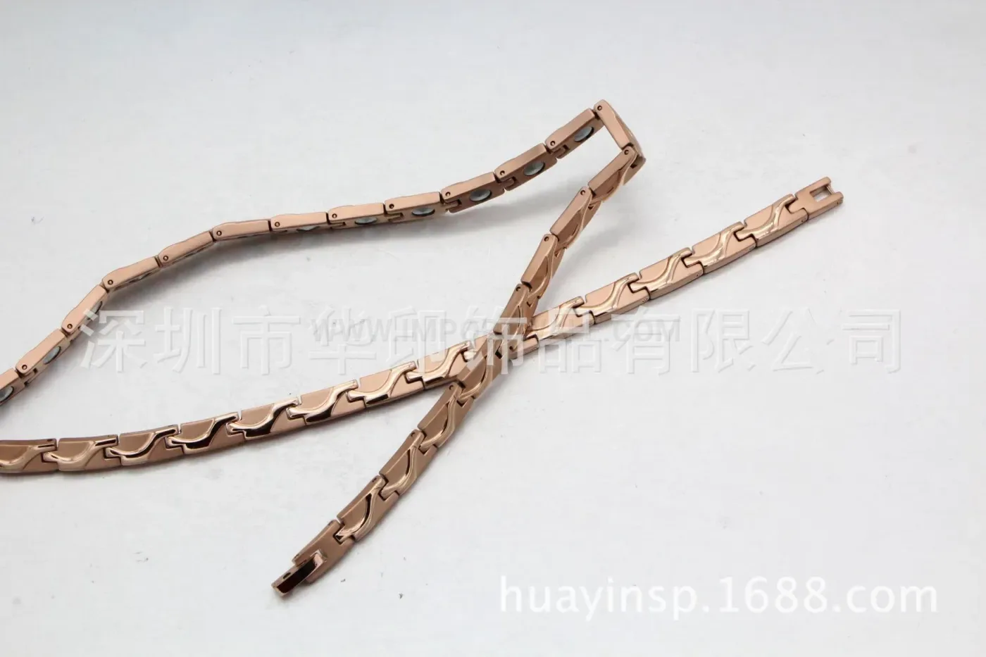 Trendy Minimalist Titanium Bio Magnetic Link Chain Necklace