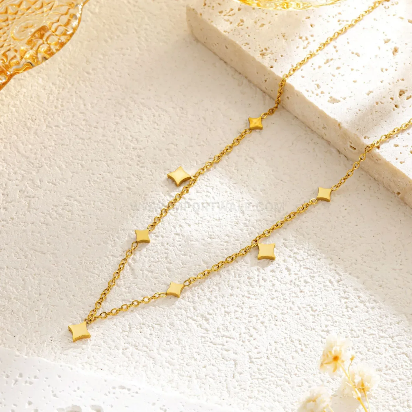 Elegant Sparkling Rhombus Sequin Titanium Steel Necklace