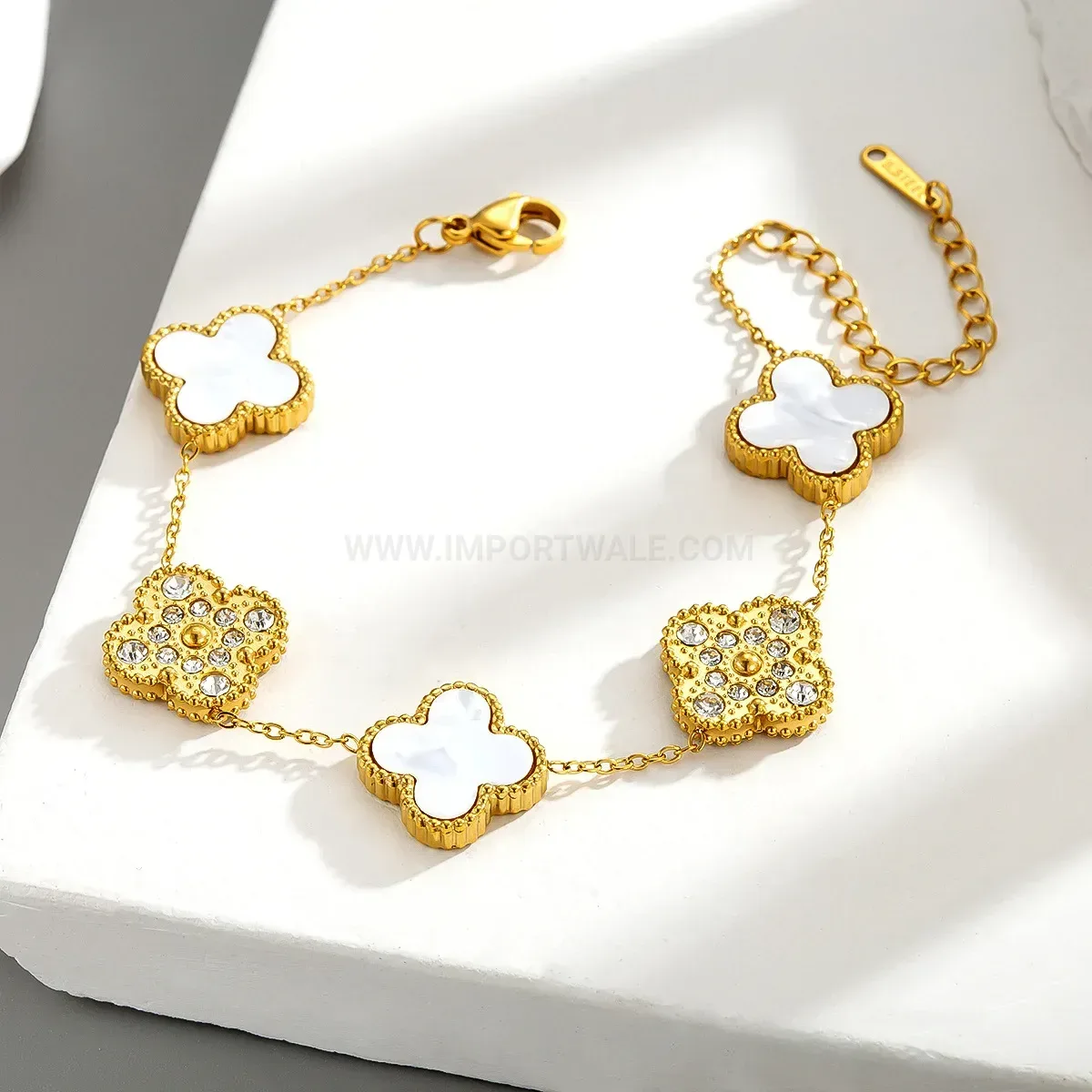 Four Leaf Clover Crystal Inlaid Titanium Steel Charm Bracelet