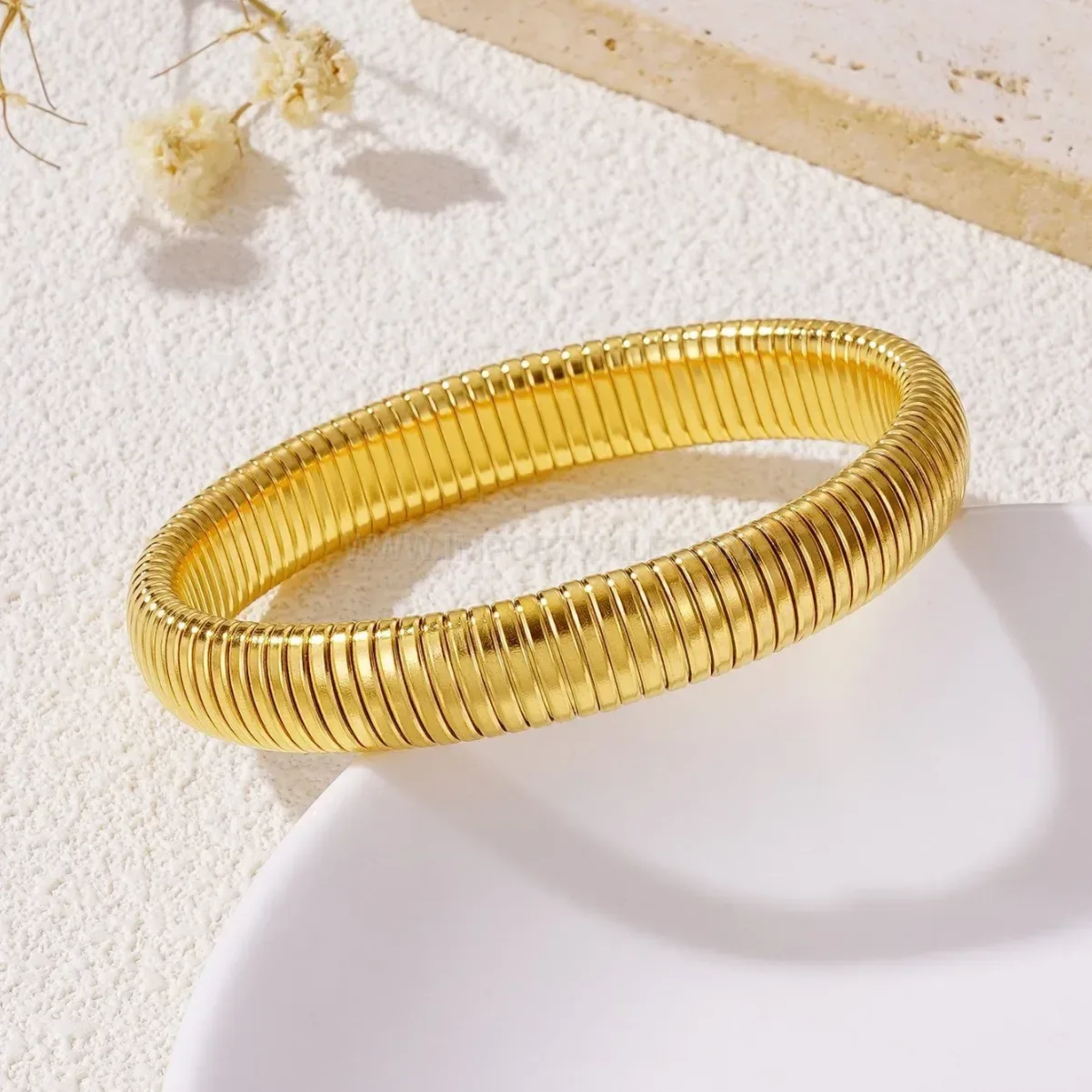 Fashion Flexible Gold Stainless Steel Ribbed Bangle Bracelet