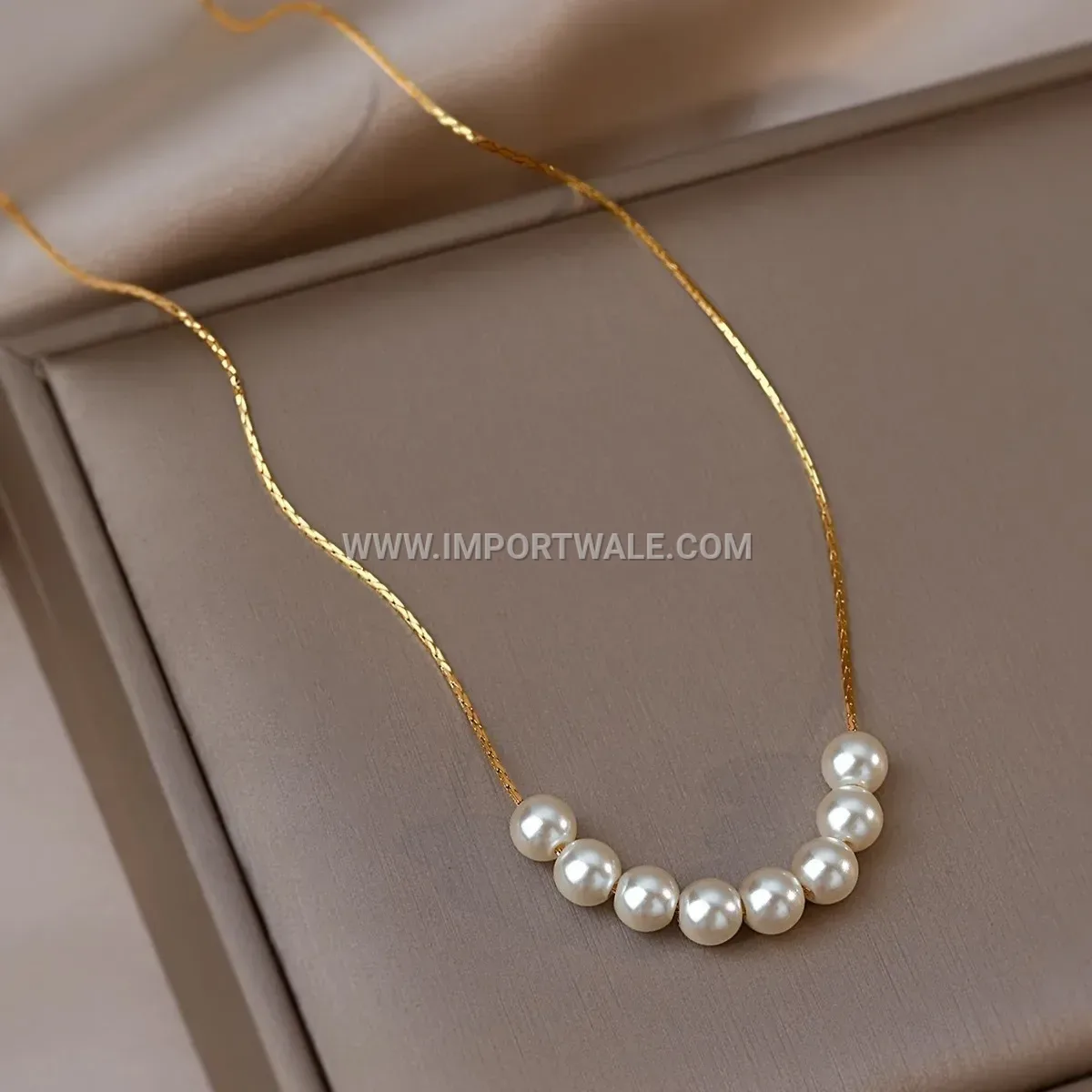 Elegant Freshwater Pearl Pendant Gold Plated Stainless Steel Link Chain Necklace