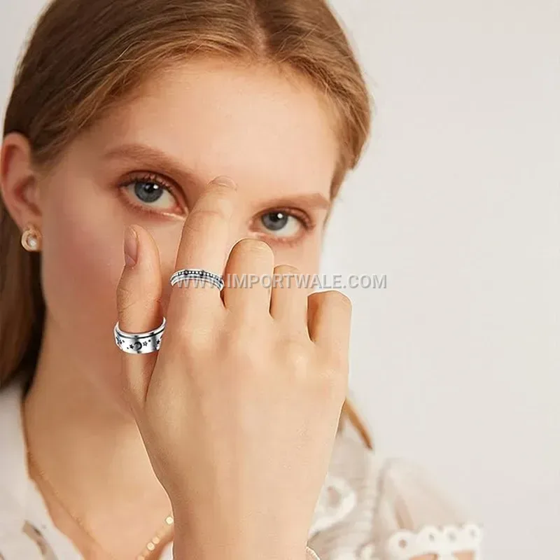Rotating Stainless Steel Relieving Band Ring