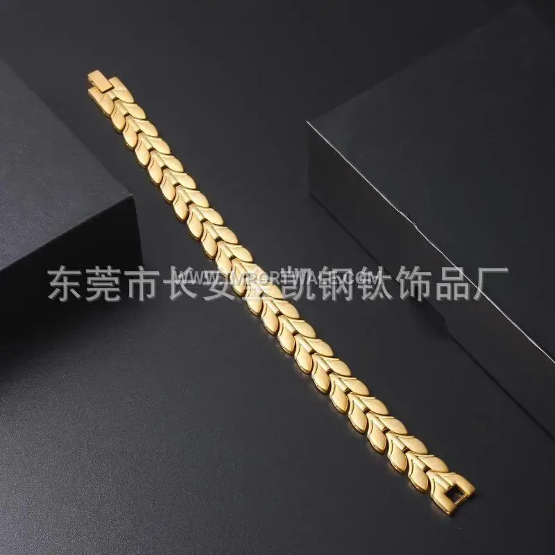 Faceted Fishtail Titanium Steel Magnetic Energy Bracelet