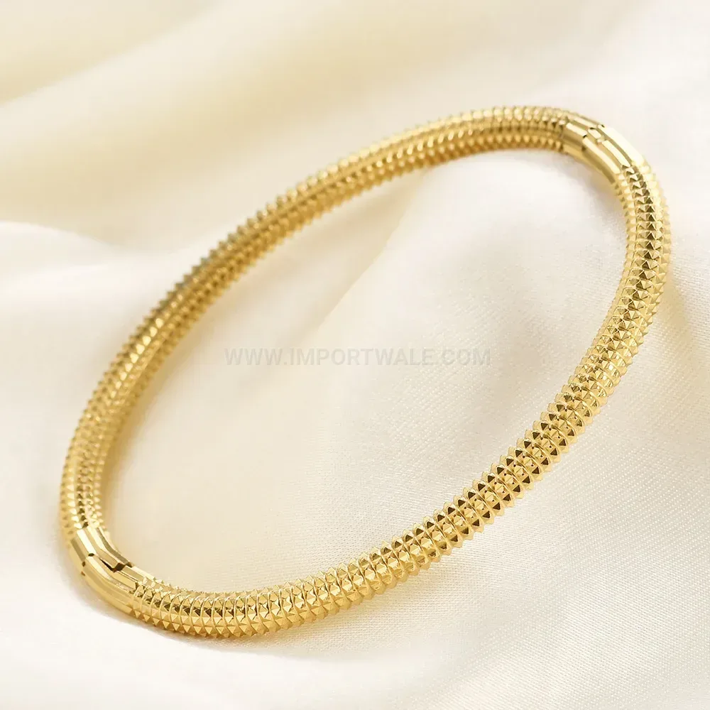 Trendy Retro Spiked Punk 5mm Stainless Steel Bangle Bracelet