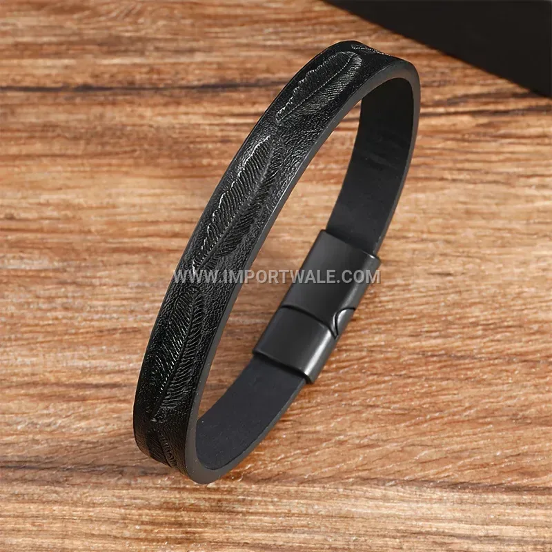 Retro Feather Print Leather Cuff Bracelet with Geometric Accent