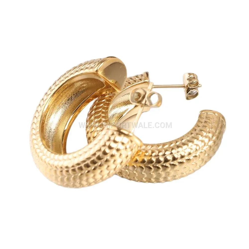 Thick Fish Scale C-Shaped Stainless Steel Hoop Earrings