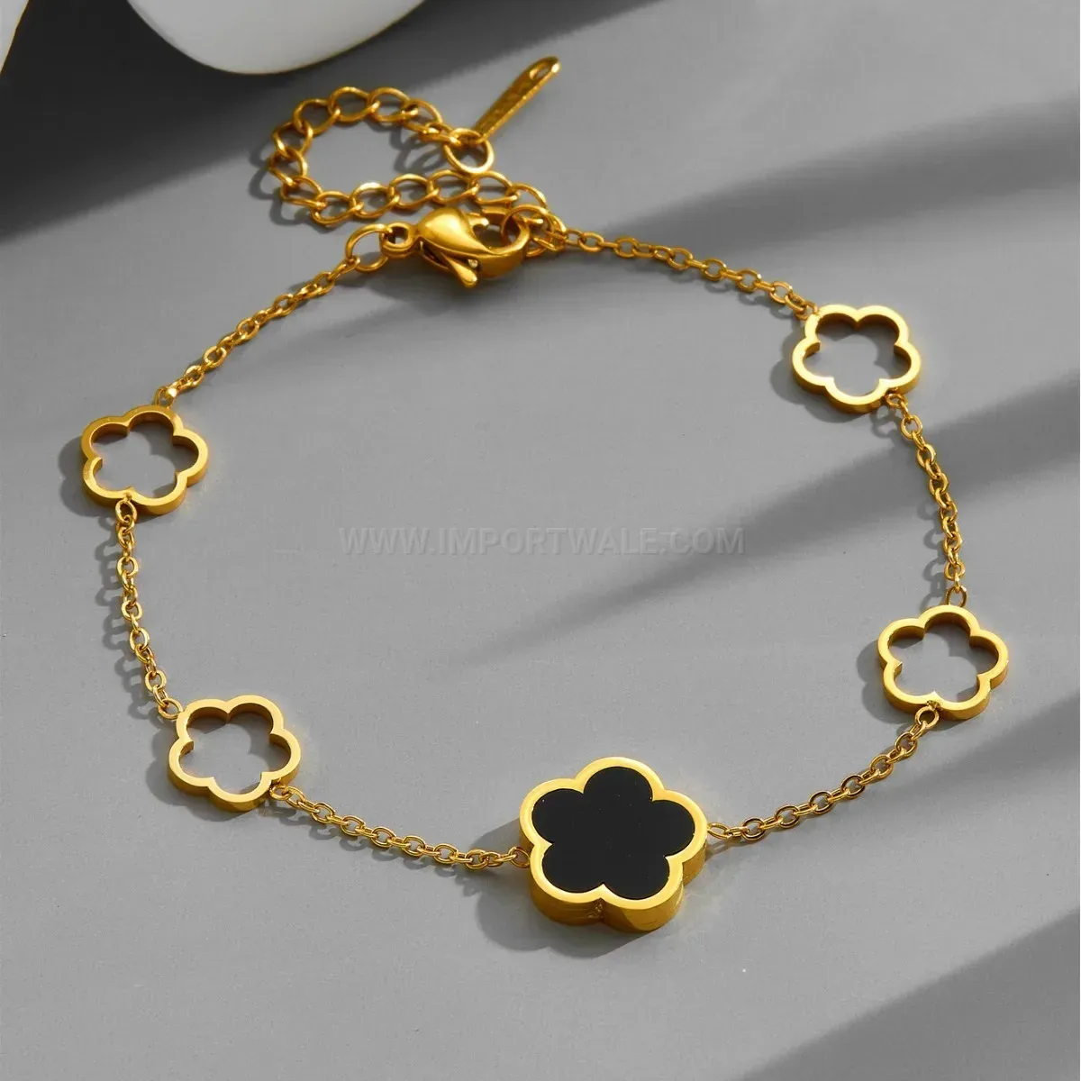 Gold Plated Stainless Steel Five Leaf Flower Bracelet