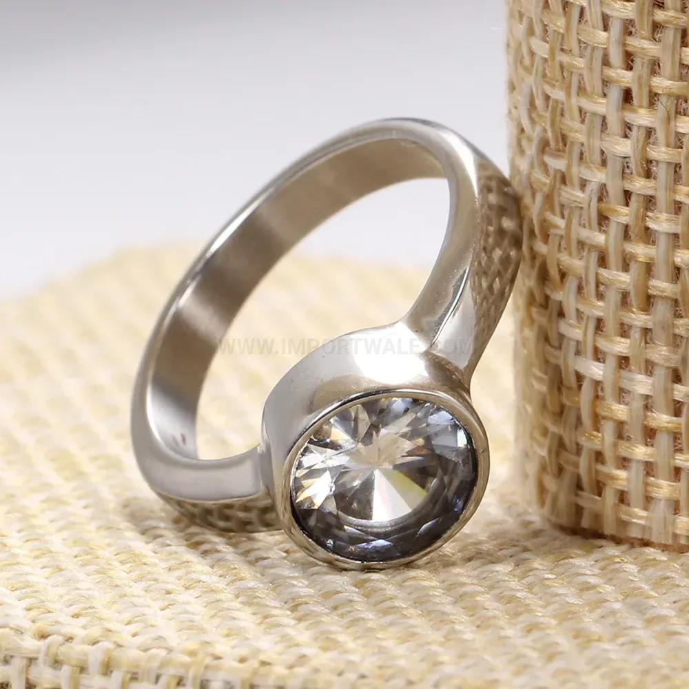 Single Zirconia Inlaid Stainless Steel Solitaire Ring