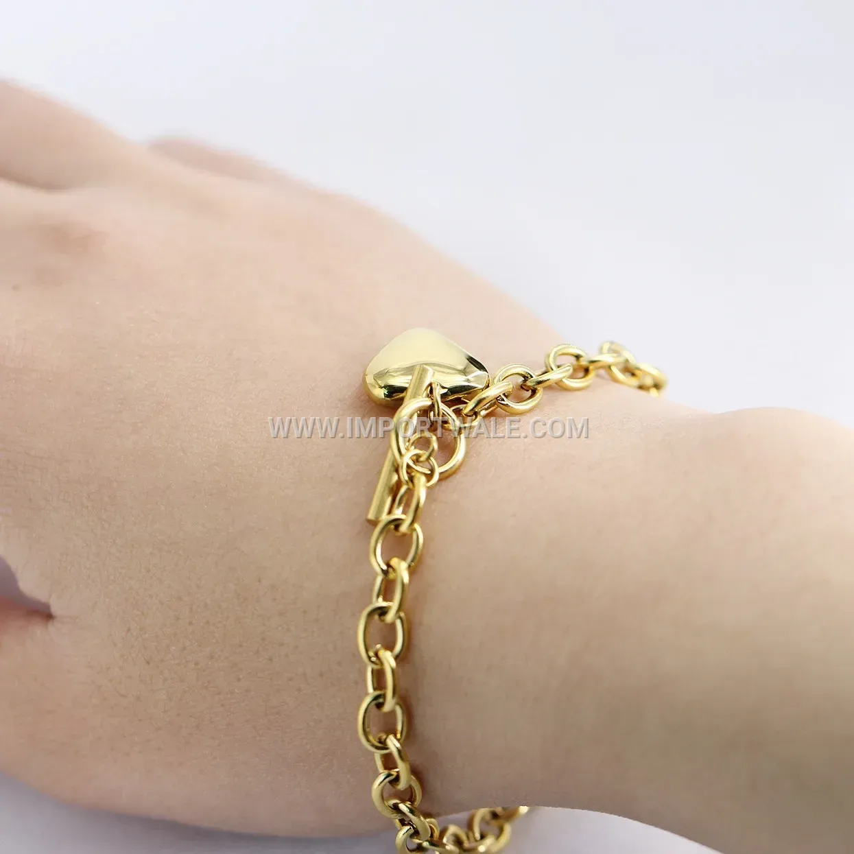 Polished Stainless Steel Heart Toggle Clasp Bracelet