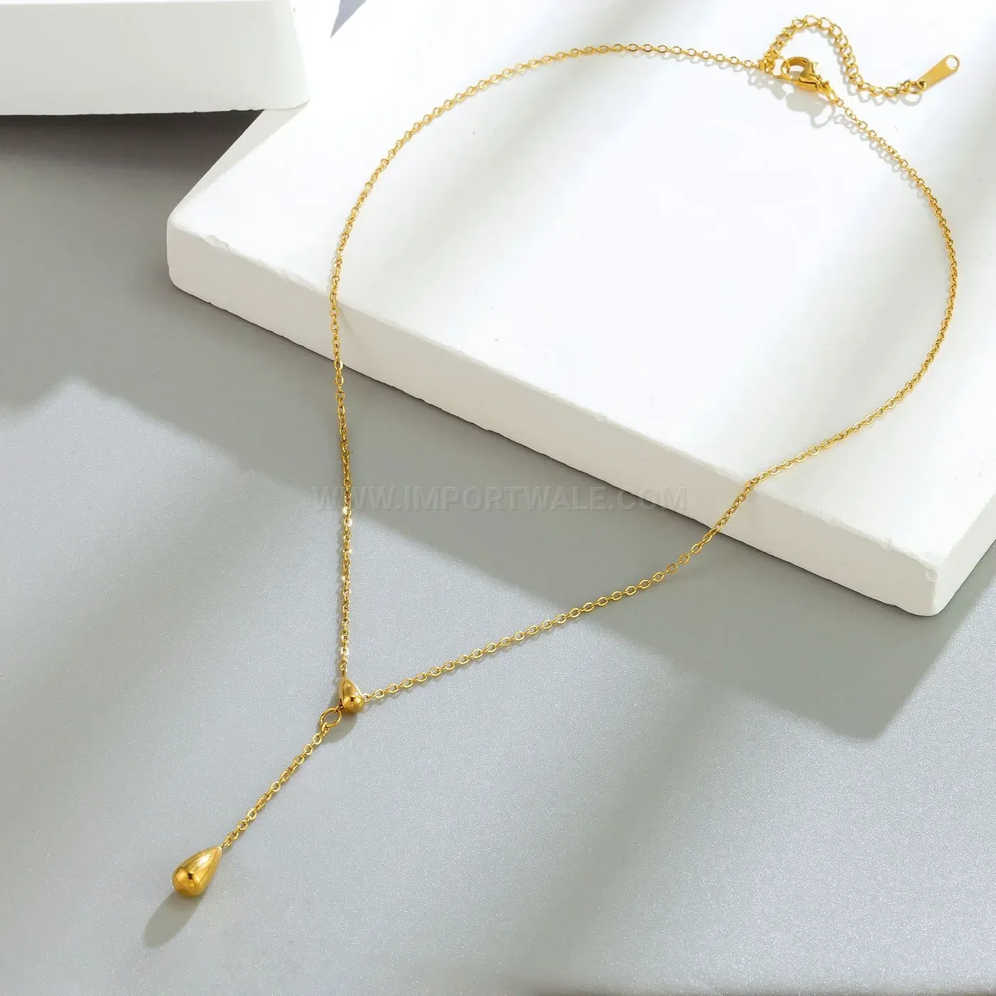 Fashion Gold Plated Titanium Steel Waterdrop Tassel Pendant Necklace